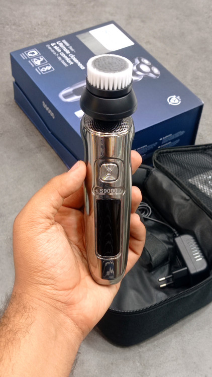 ماشین ریشتراش موی صورت فیلیپس مدل S9000 Prestige - استوک