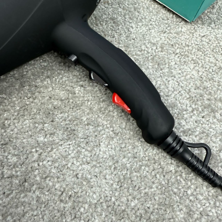 سشوار حرفه ای فیلیپس مدل PH-6996 - استوک
