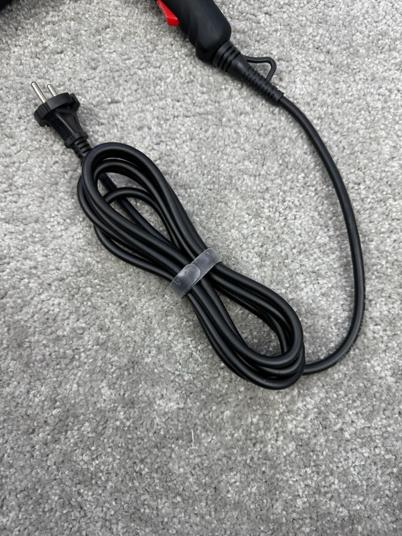 سشوار حرفه ای فیلیپس مدل PH-6996 - استوک