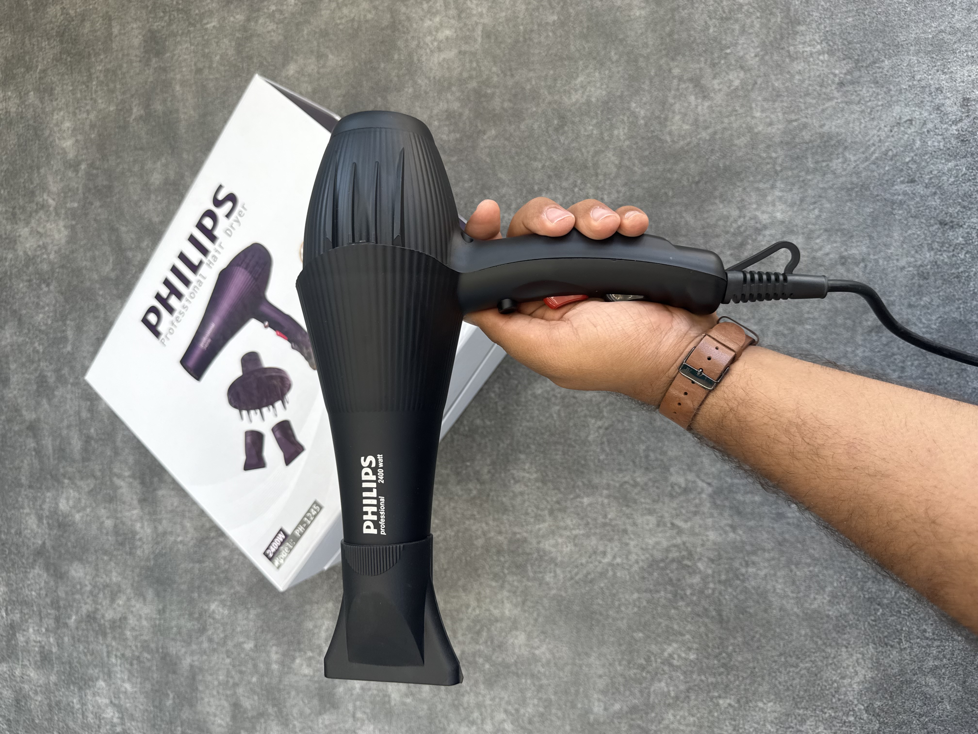 سشوار حرفه ای فیلیپس مدل PH-1245